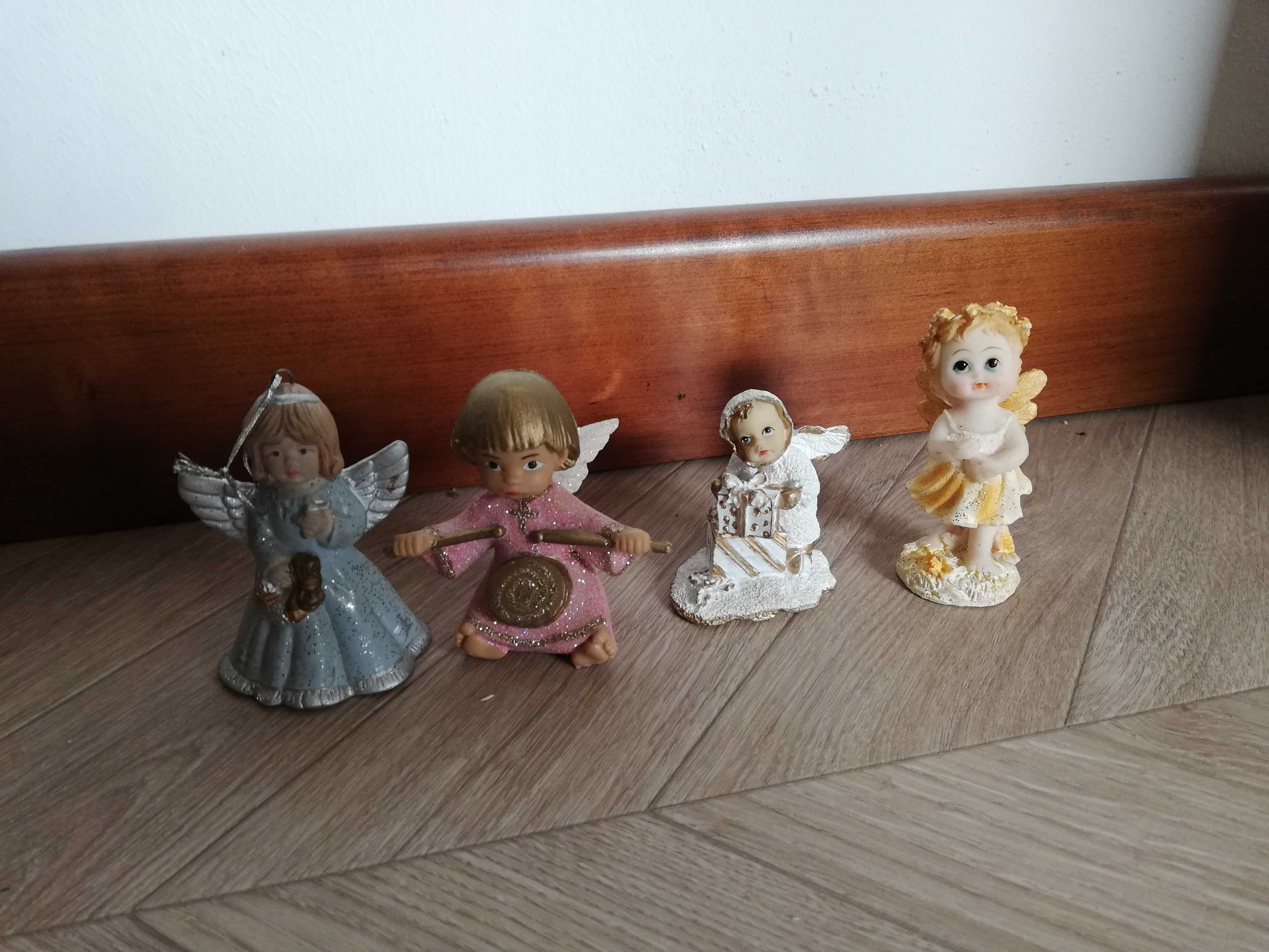 Aniołki 4 szt figurki zestaw Anioł