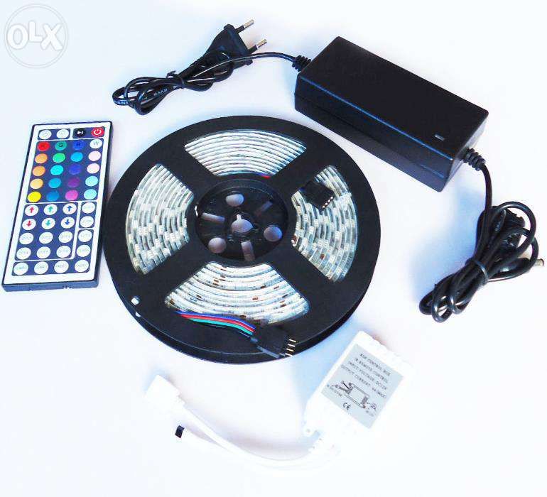 Fita de leds a cores rgb - nova