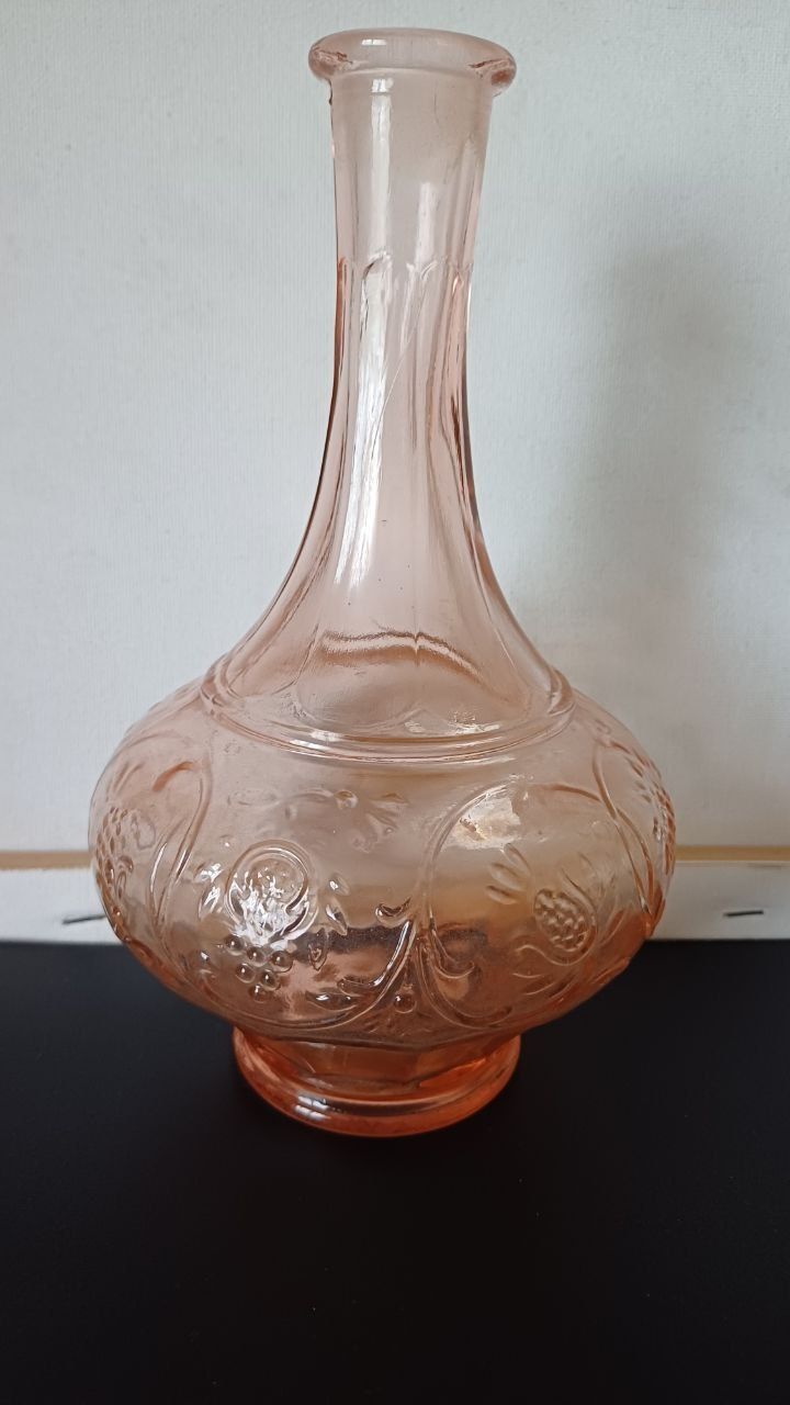 Графін з кришкою