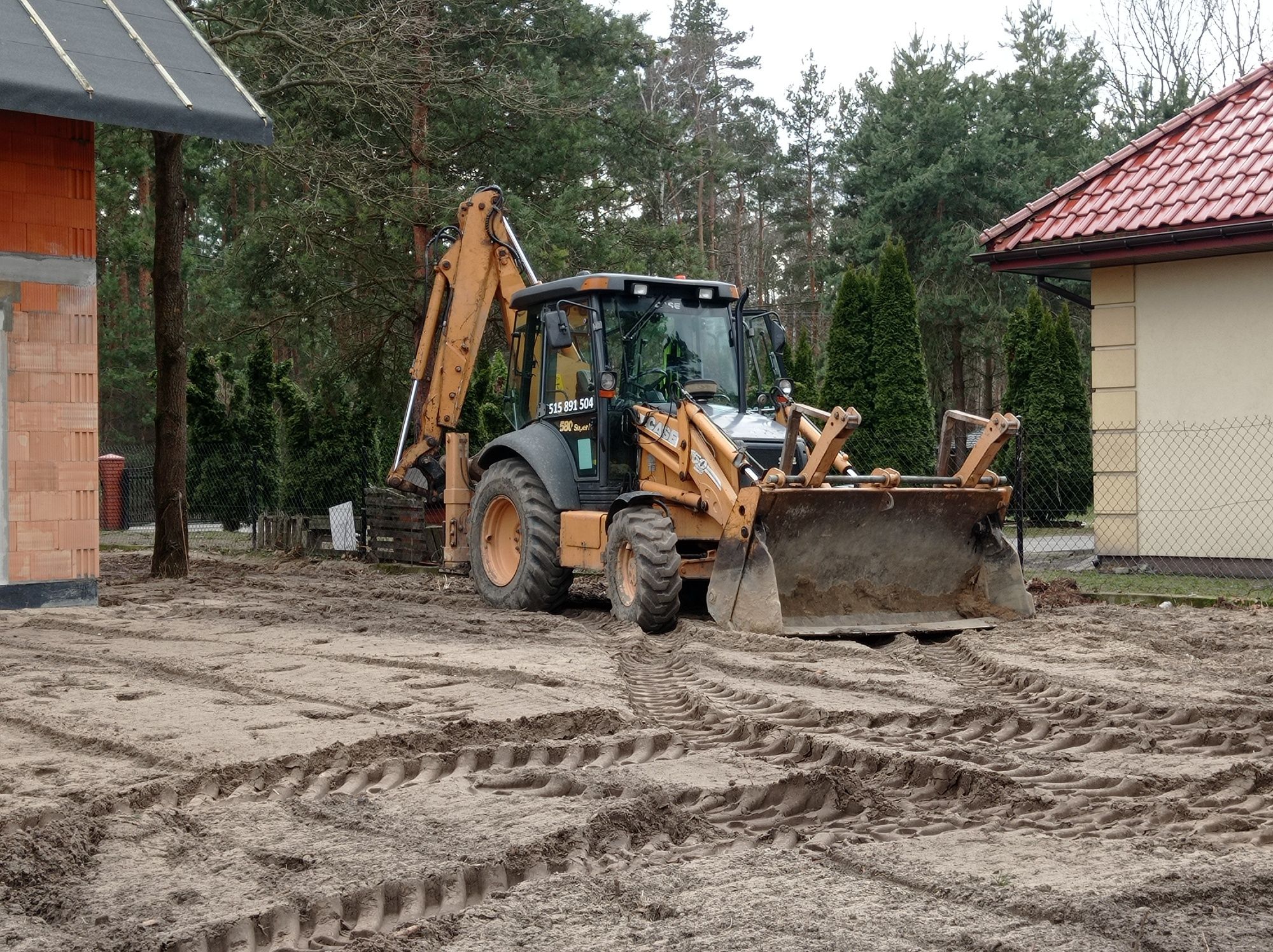 Usługi koparko ładowarka, minikoparka, wywrotka 3.5t, prace ziemne