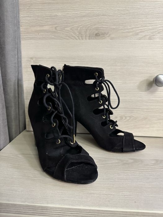 Туфли хилс, в стиле хилс