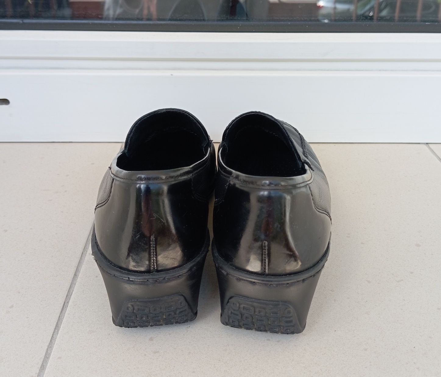 Czarne skórzane buty Medicus 4,5 (37,5), tęgość G