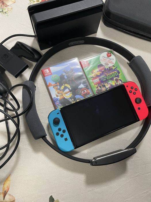 Nintendo Switch Oled + jogos + extras e acessorios
