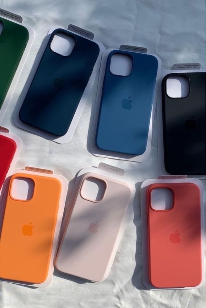 Чехол Silicone Case для iPhone  MagSafe 15/15 Pro/15 Pro Max