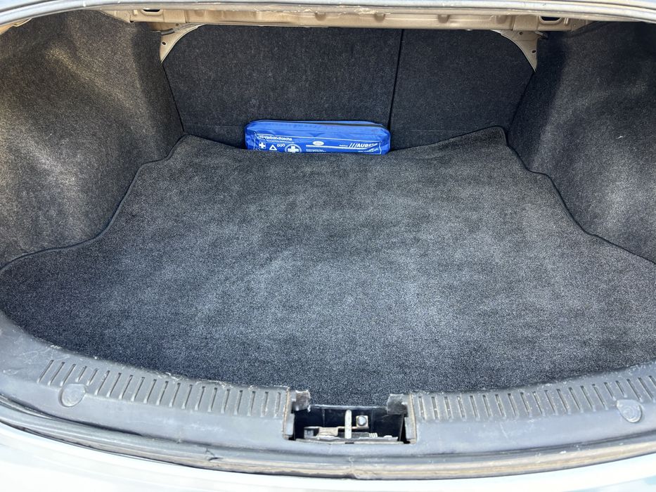 Продам.  Мазда 6