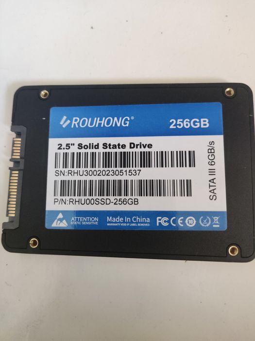 Продаю SSD 2.5 256GB