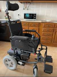 Cadeira de Rodas Elétrica - praticamente nova