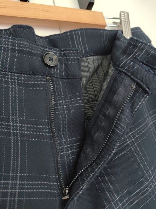 Męskie materiałowe spodnie w kratę, Zara, r. 38