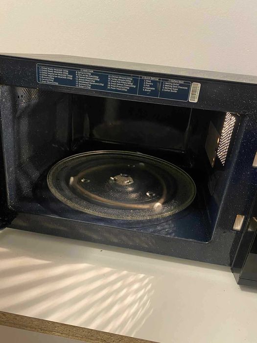 kuchenka mikrofalowa Samsung