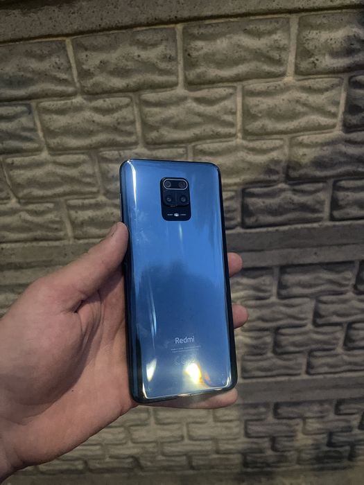 Продам смартфон Redmi Note 9 Pro на 128ГБ
