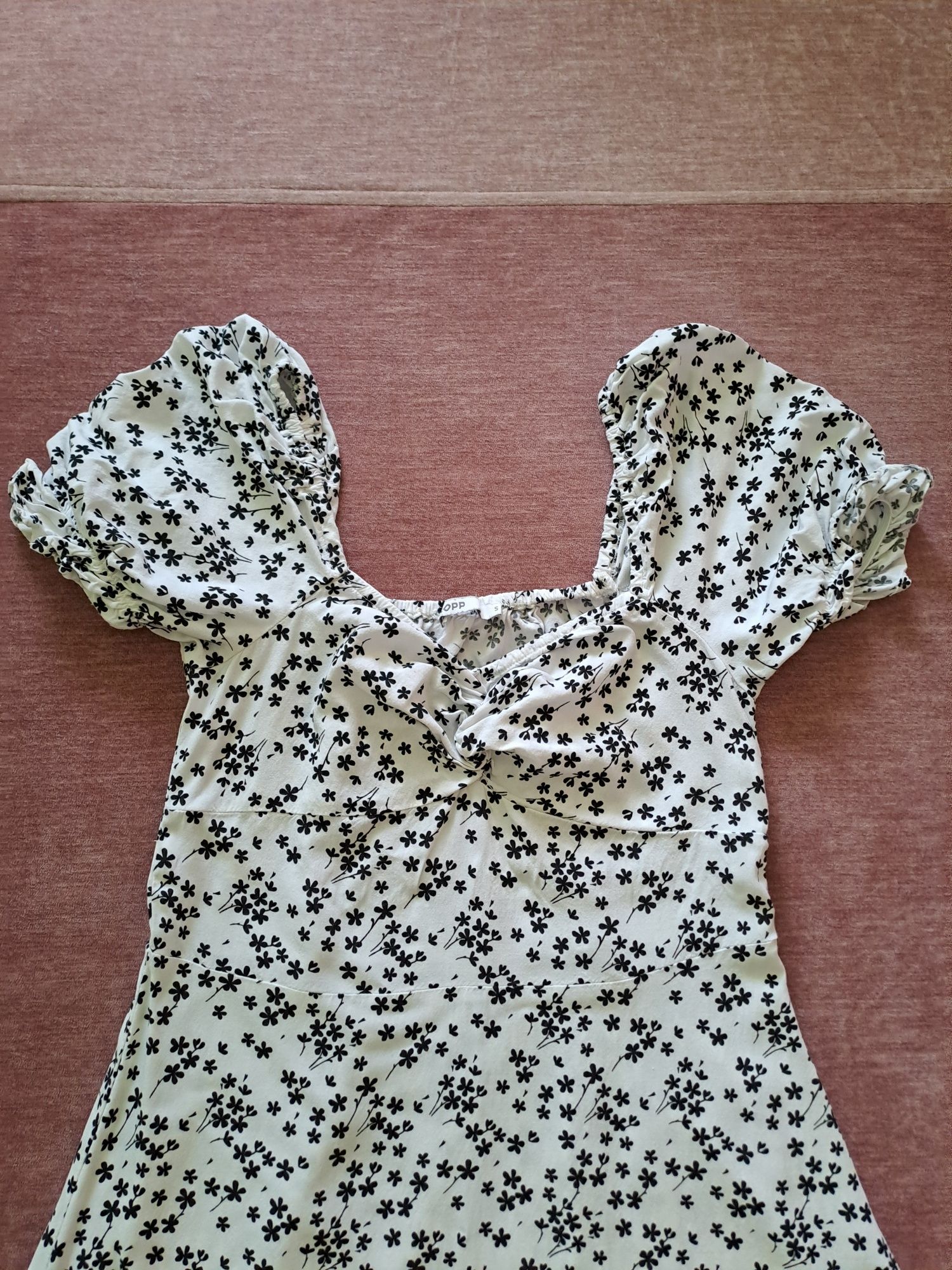 Sukienka CROPPP na 128 cm wzrostu
