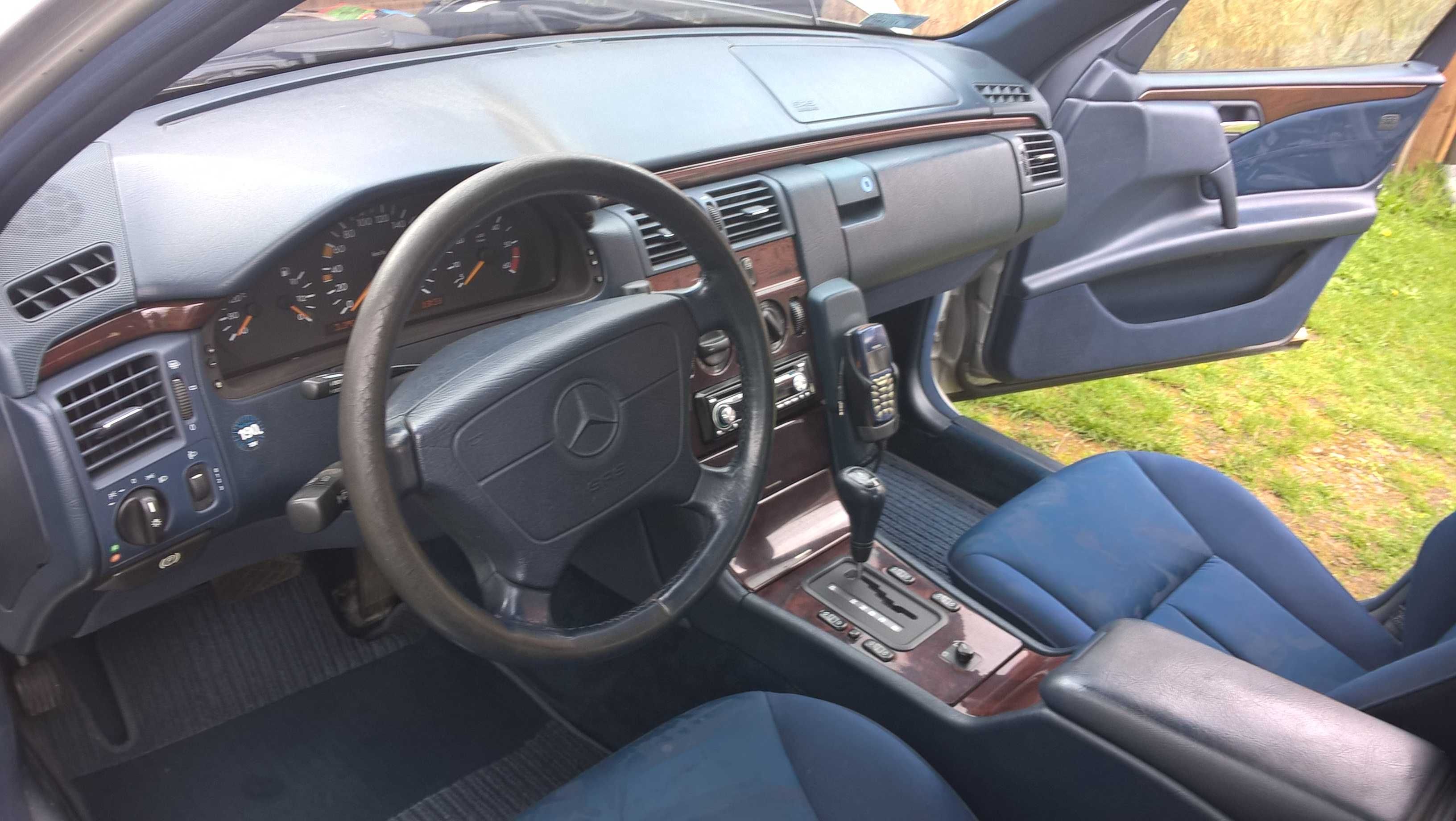Mercedes-Benz E300D