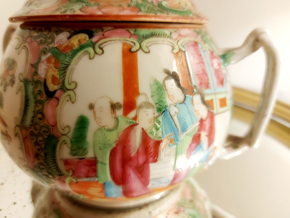 Açucareiro em porcelana da china dita mandarim. Século XIX.