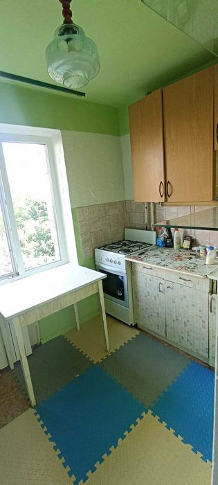 Сдам 1к Сдам 1к Солом'янський р-н вул Мельника буд 8