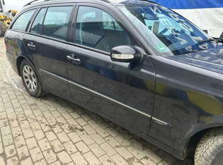Mercedes E-Klasa W211 C197 320CDI/ Na części