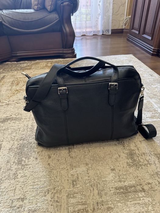 Дорожня шкіряна сумка Bretton,