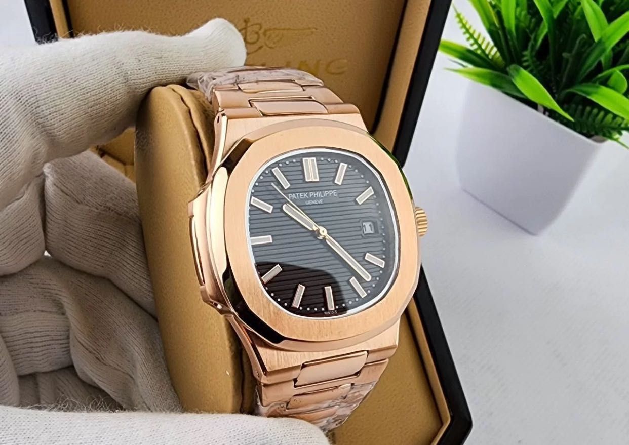 Мужские часы Patek Philippe Nautilus gold