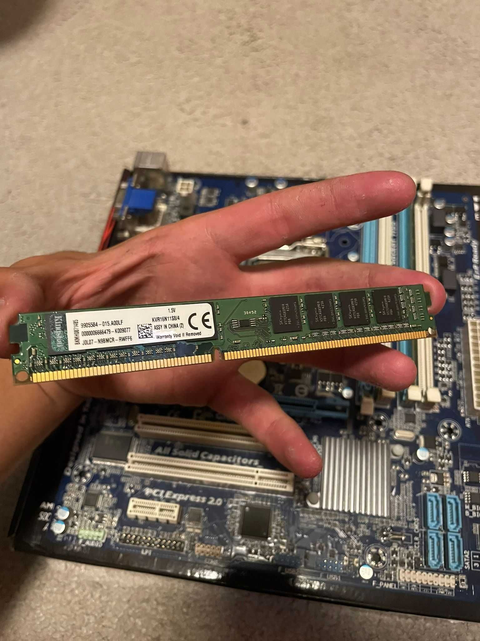 Kit atx gigabyte + i5 3470 + 4gb ram