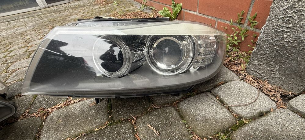 Lapy Xenon BMW E90 polift