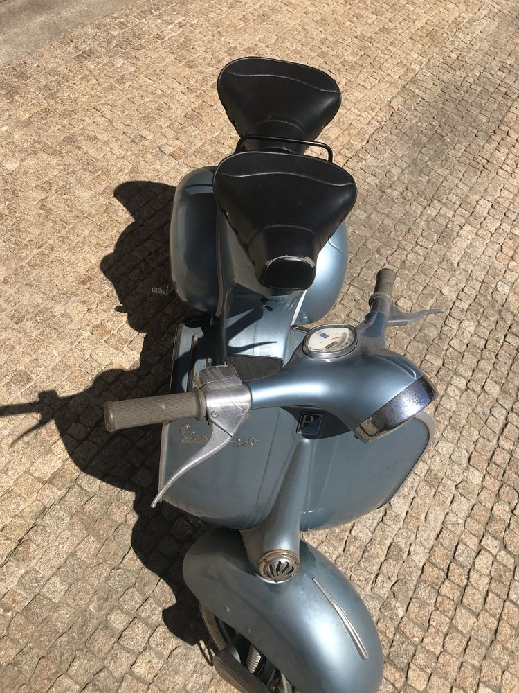 Vespa VBA azul 1960
