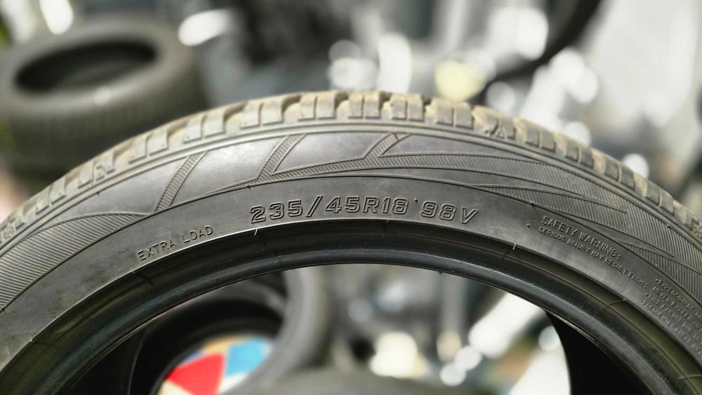 Шини Зимові Falken Eurowinter HS01 R18 235/45, 6.0мм/6.3мм, 4 шт