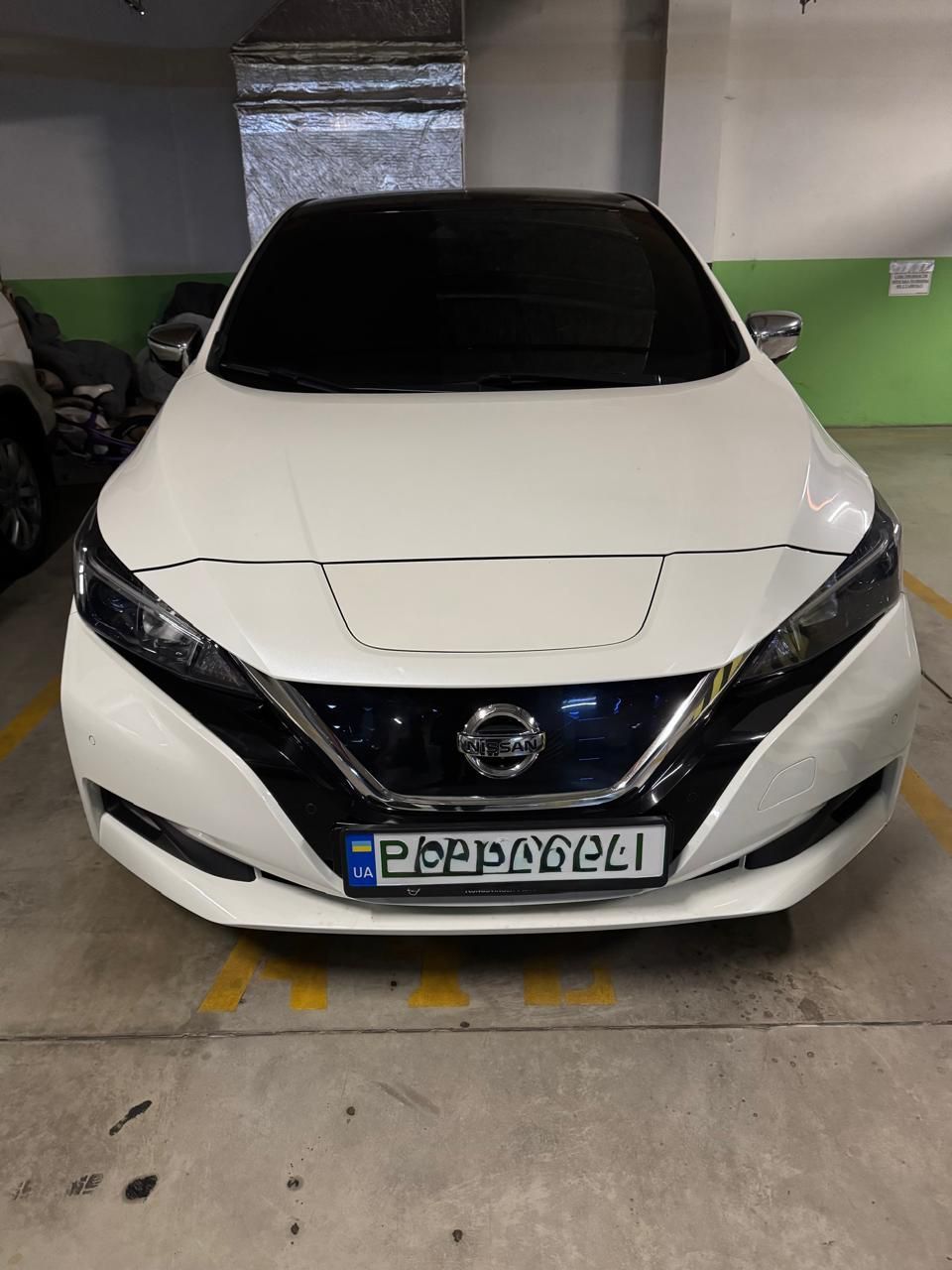 Аренда авто Nissan leaf