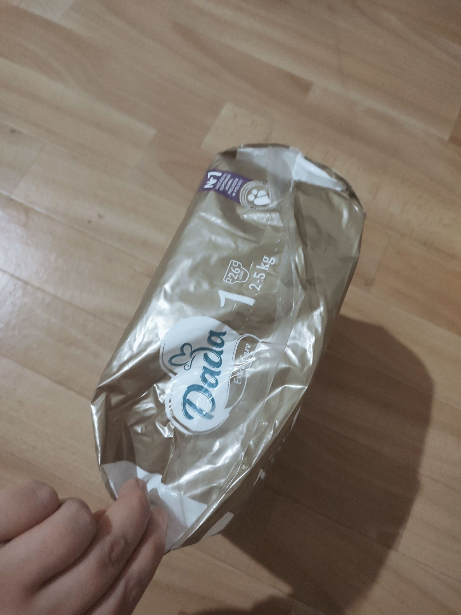 Продам детские памперсы Dada новая р 1 на 2,5 кг