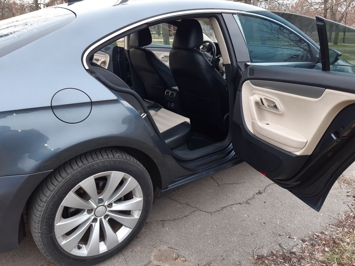 Продам  Volkswagen CC  Sport 2010