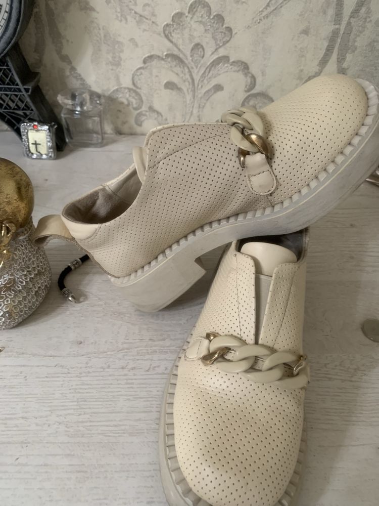 Туфлі для дівчинуи 34 р Tiffani