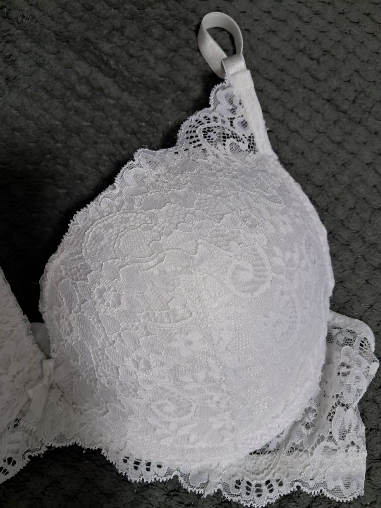Biustonosz Cubus 85 C jak nowy
