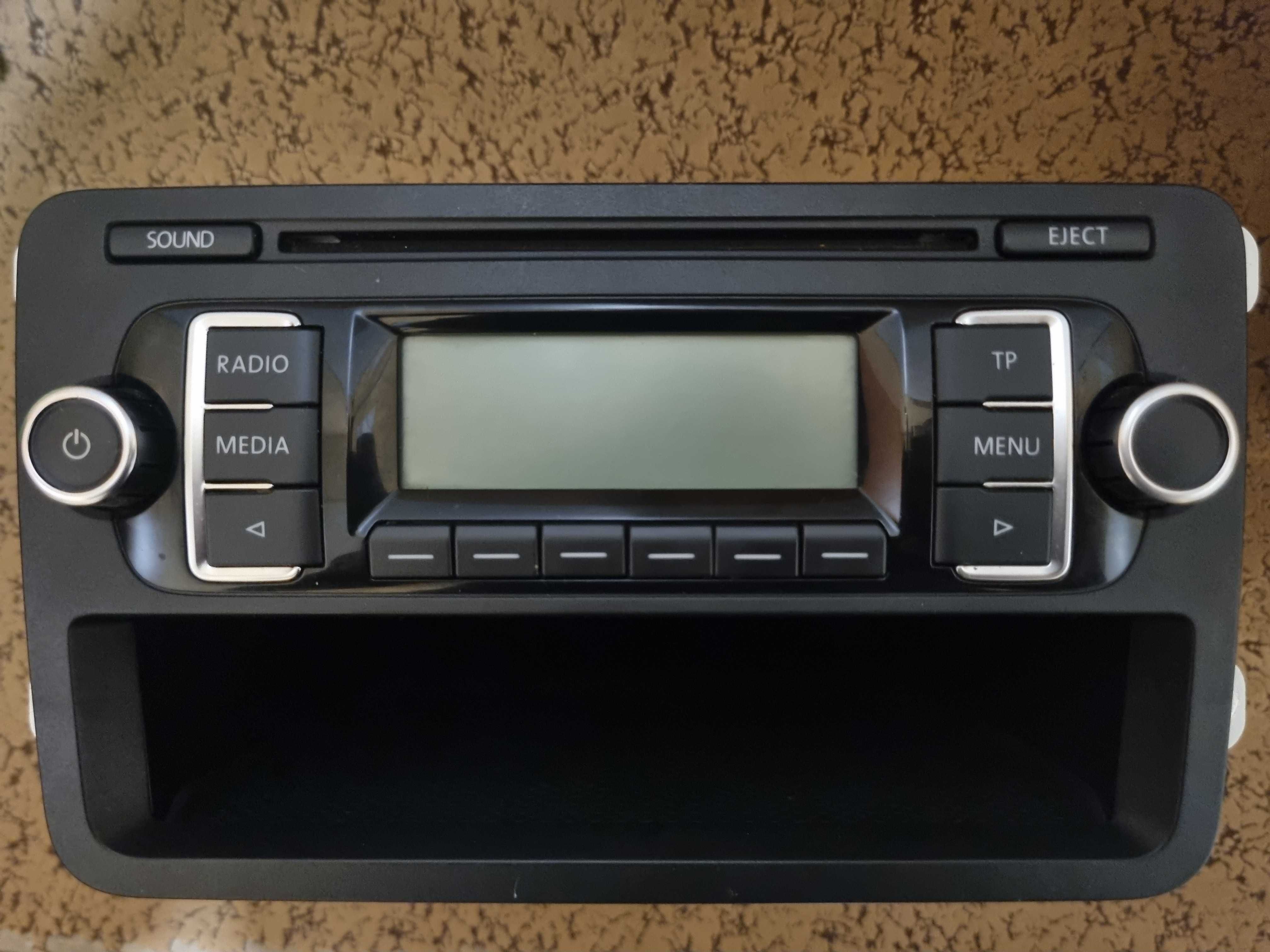 Магнітола VW RCD210 з кодом