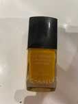Lakier do paznokci Chanel giallo Napoli 592 LE vernis
