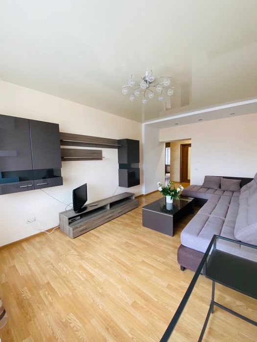 Подобово квартира в центрі