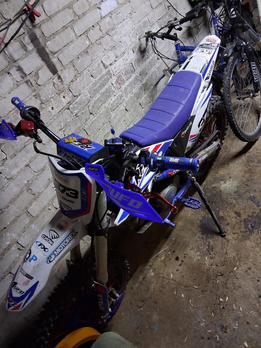 Witam sprzedam crossa RFZ 140