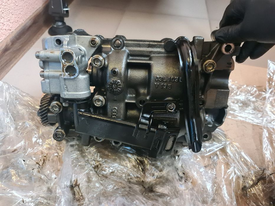 Розбір мотора 2.0 TDI CKRA (USA) гбц, коленвал, масленый насо