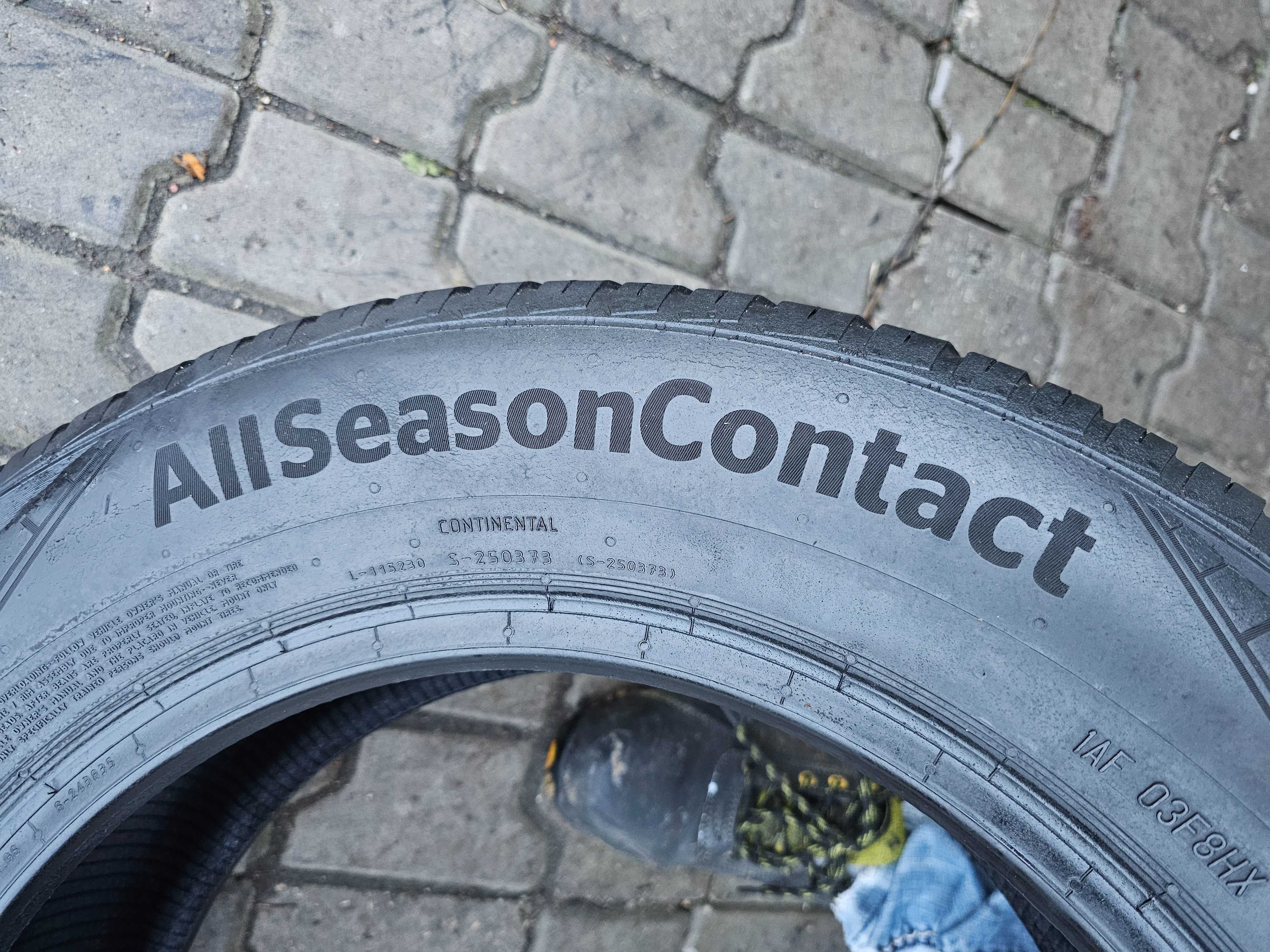 Całoroczne Continental 205/60 R16 6.5mm
