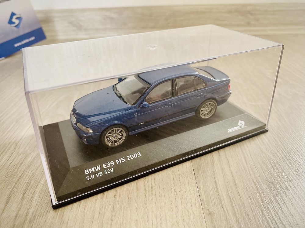 BMW E39 M5 5.0 || Solido