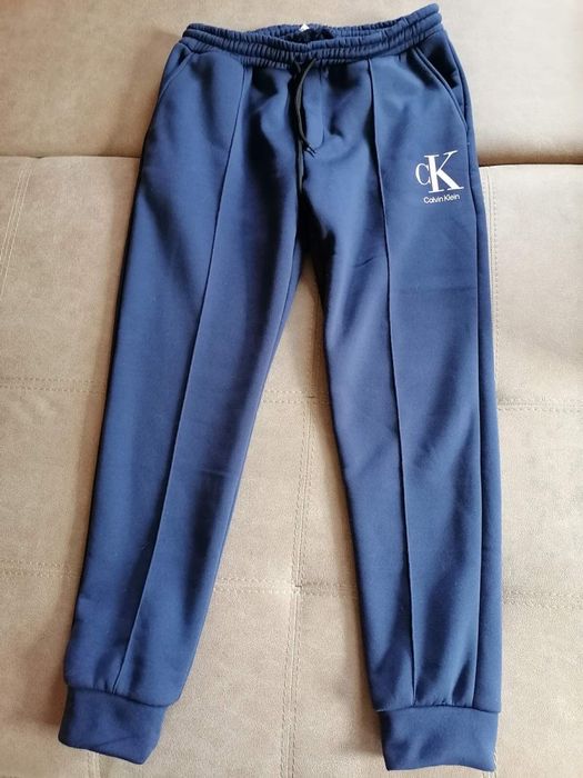 Спортивный костюм на флисе