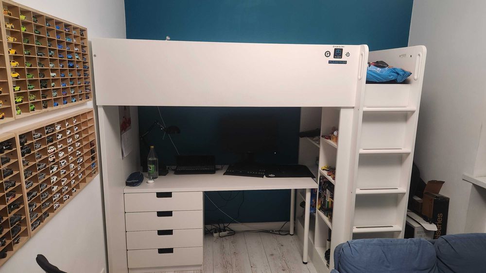 Łóżko na antresoli z biurkiem Smastad Ikea + materac