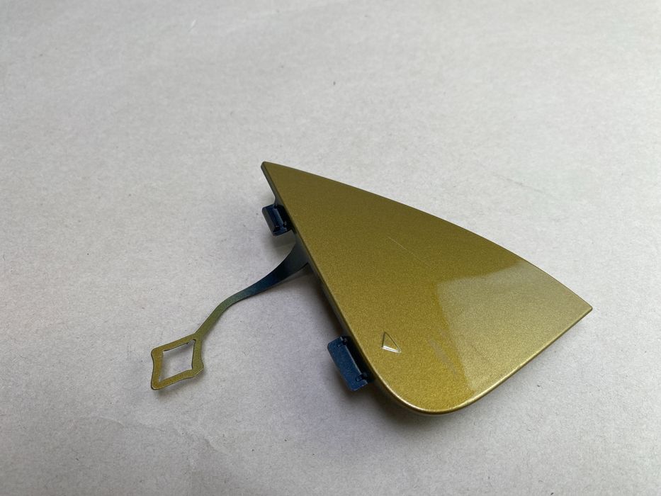 Zaślepka Haka Zderzaka Przód BMW X2 F39 M-PAKIET Ucha Holowniczego