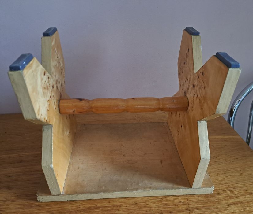 Taboret wys 29/ dł 36/ szer 23.5