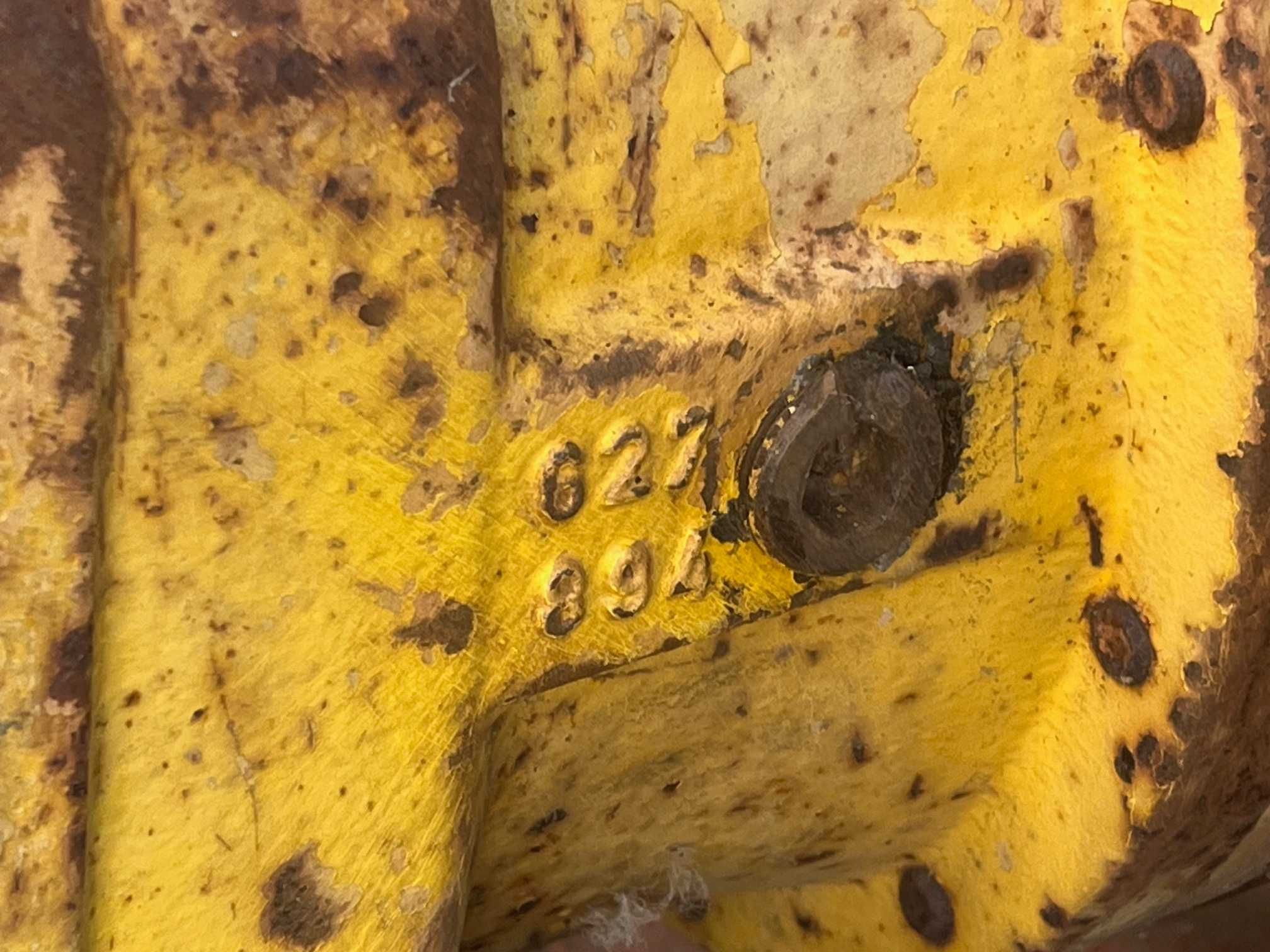 Zwolnica zwrotnica 627894 JCB 3CX
