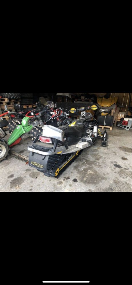 Skuter Sniezny Ski Doo mxz800  Renegade Okazja polecam swiss