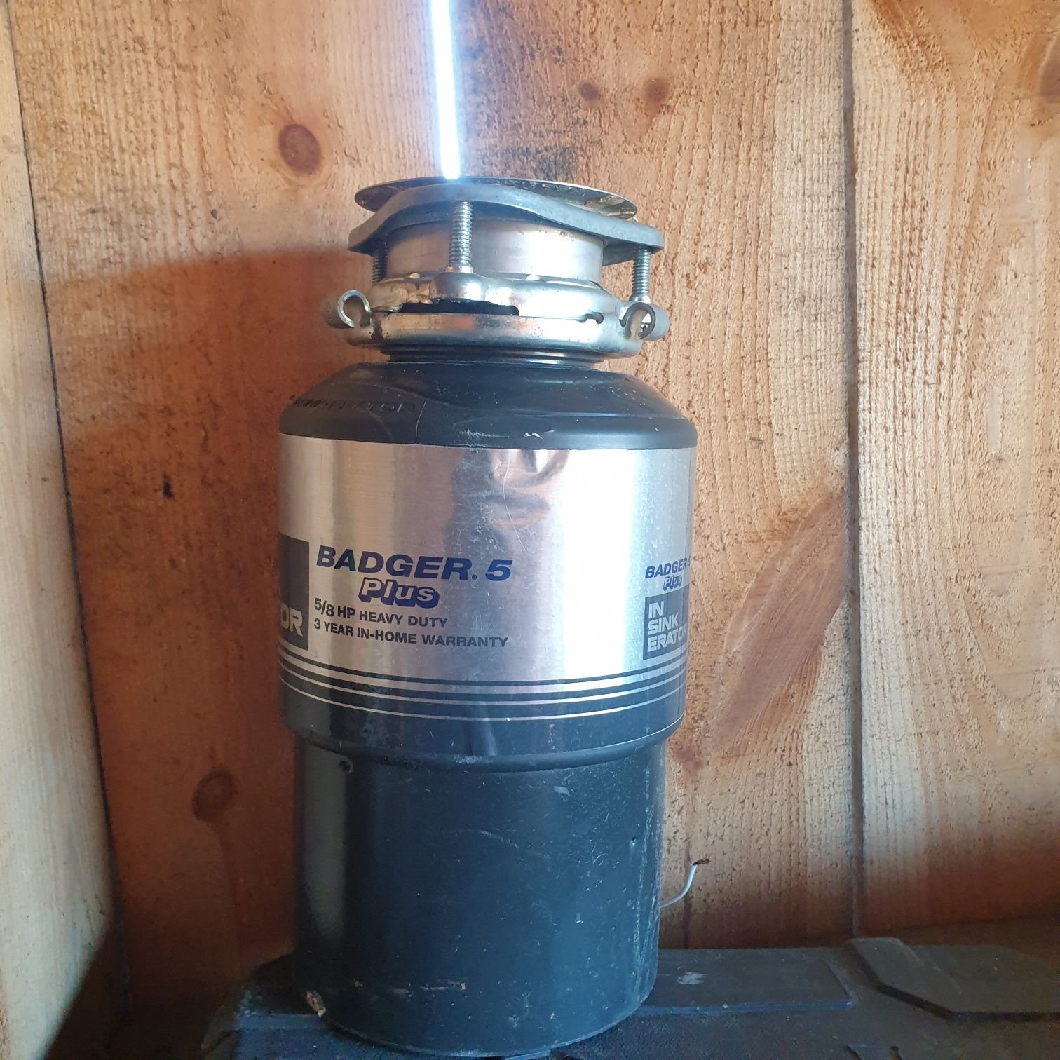 Подрібнювач 120v Badger 5 измельчитель відходів