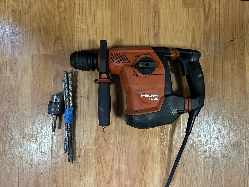 Młotowiertarka Hilti Te30 AVR-ATC Zestaw Dłuta