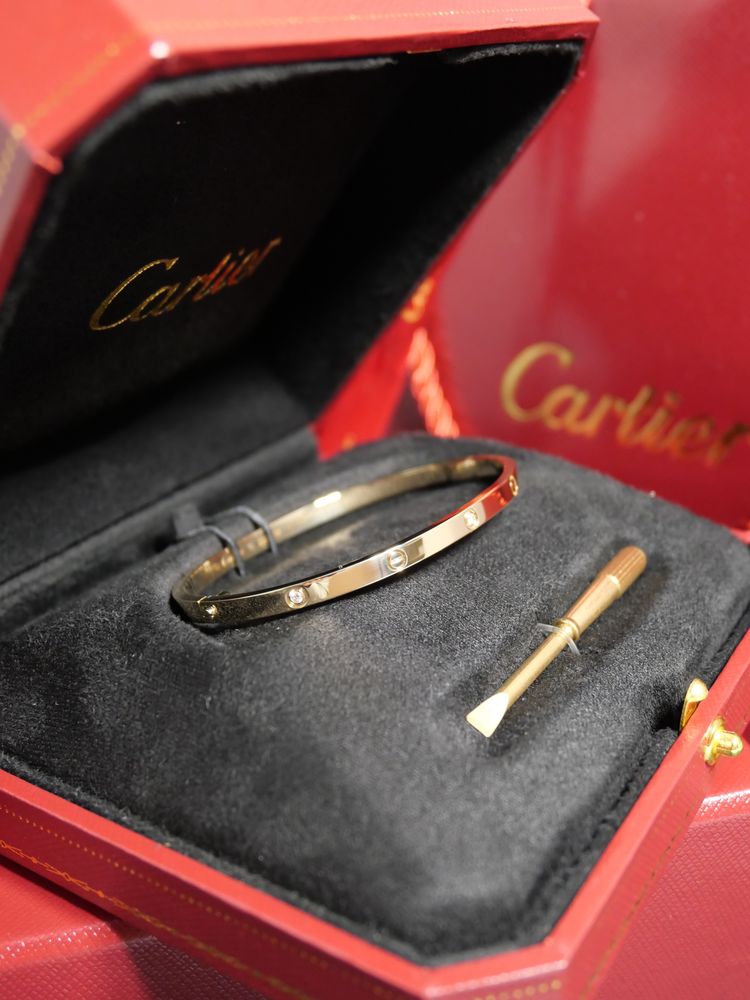 Браслет Cartier LOVE з жовтого золота