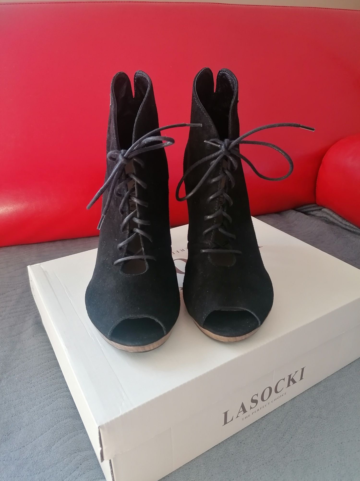 Czarne botki buty skóra wiosna lato rozmiar 38 Lasocki