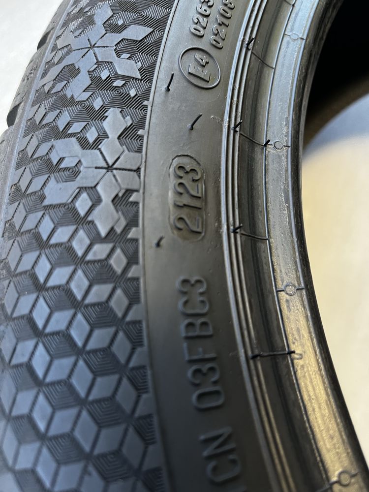 Zimowe Continental 205/55 r17, 2023 r
