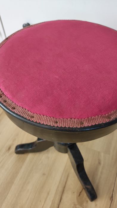 Banco de Piano Antigo