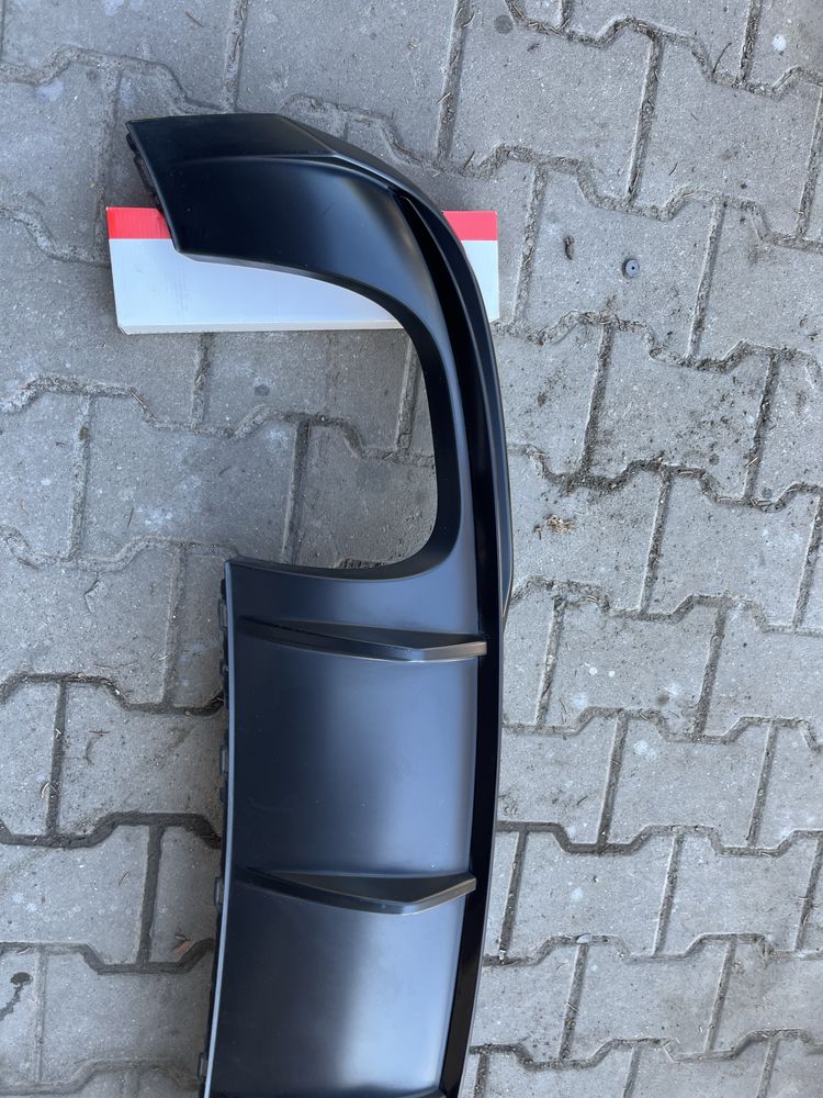Dyfuzor spoiler tyl Audi S3 8V A3 sedan limousine 8V5.807.521AA